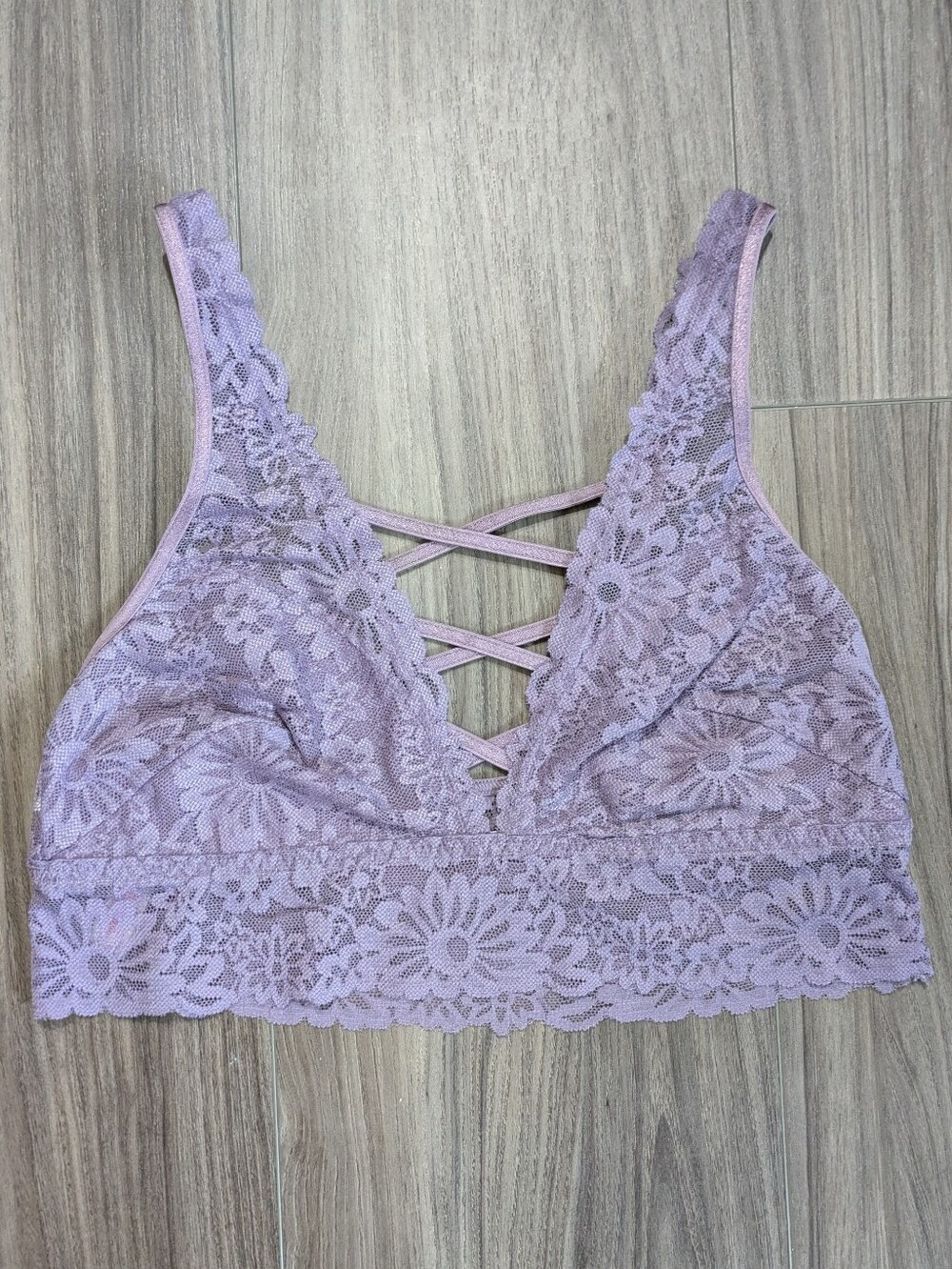 PINK Victoria's Secret Lavender Lace Crisscross Bralette